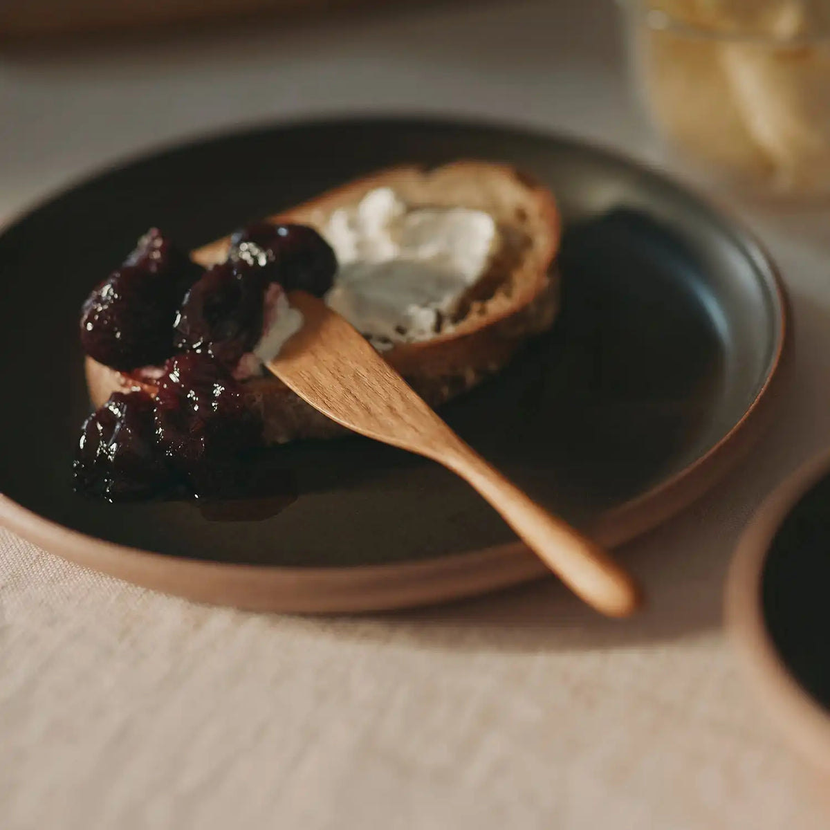 BAUM butter knife