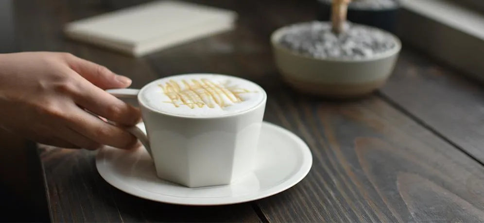 OCT cup & saucer 300ml / 10oz
