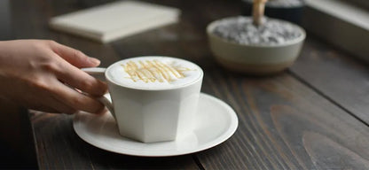 OCT cup & saucer 300ml / 10oz